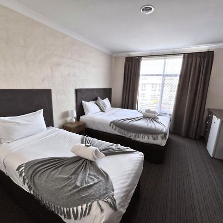 Prince Of Wales Hotel, บันเบอรี ภายนอก รูปภาพ